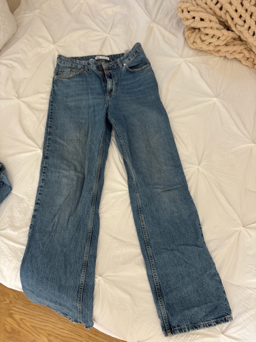 Zara Wide-Leg High-Rise Jeans - Medium Blue